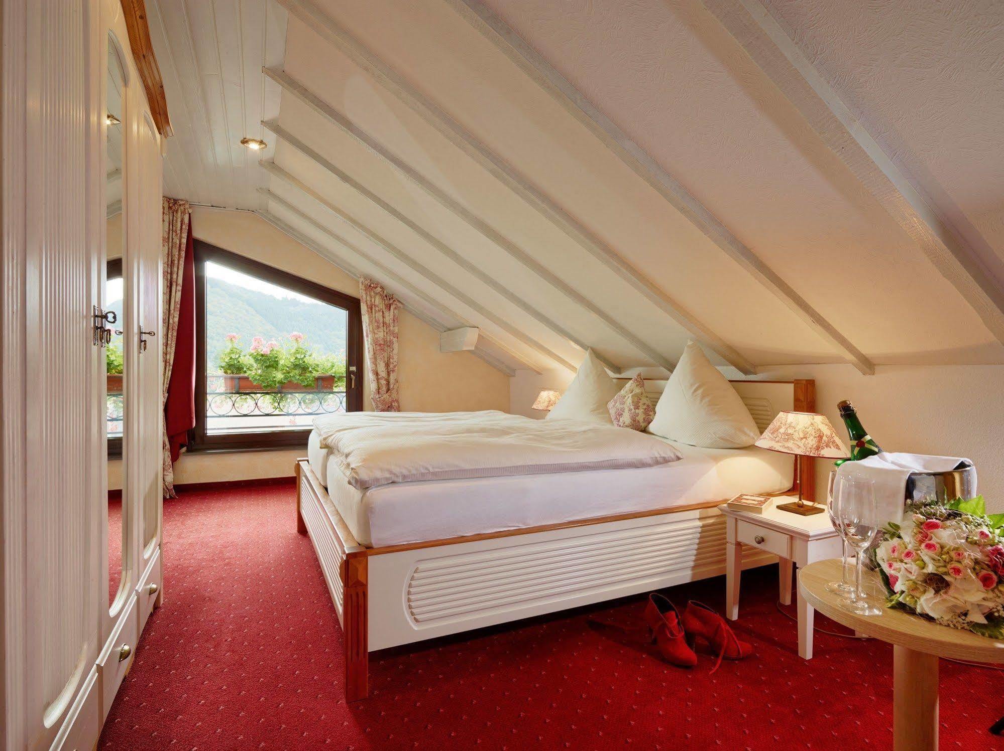 Ringhotel Boemers Mosel Landhotel Альф Экстерьер фото